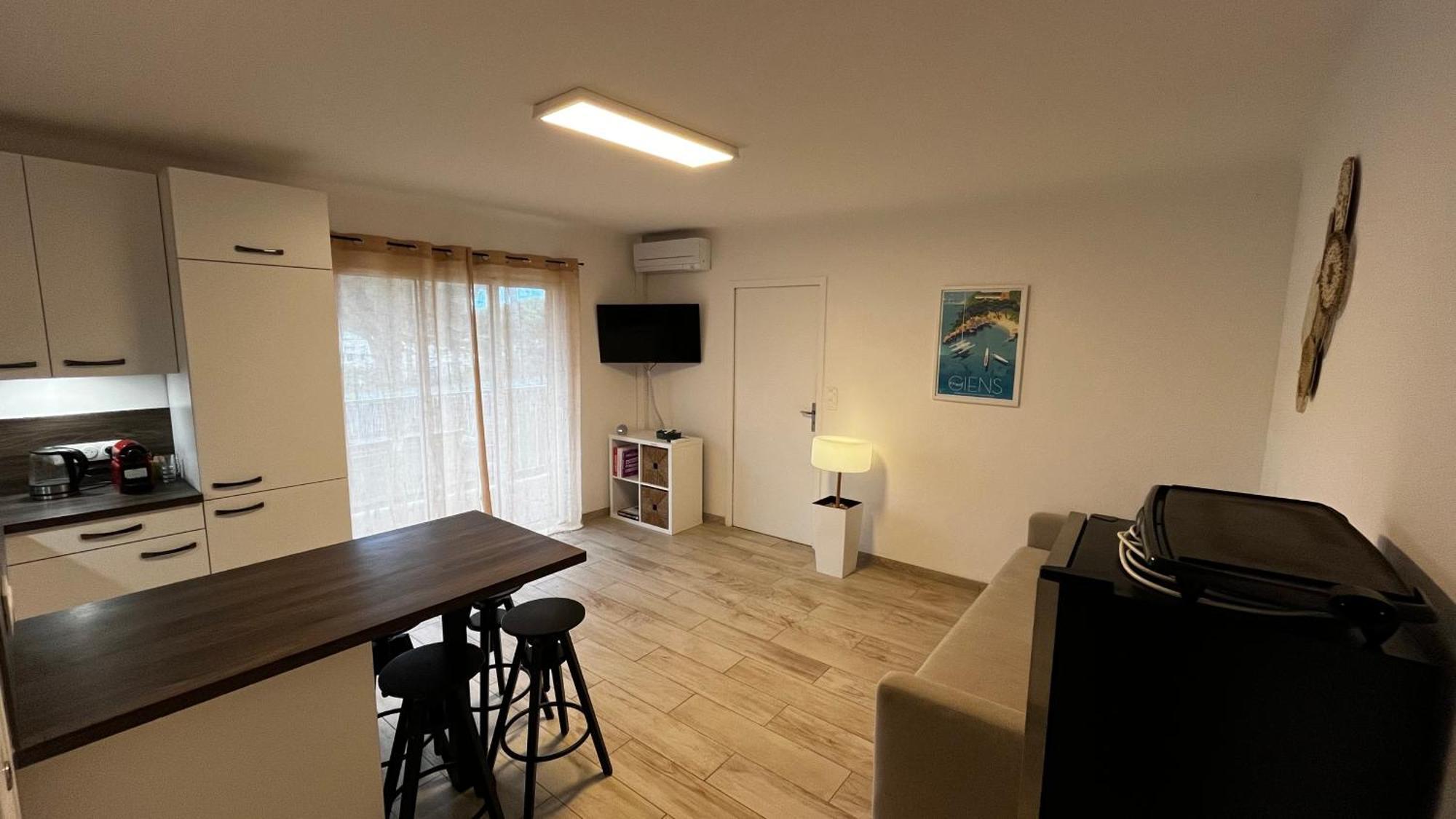 Vacances Arbanaises - Appartements Giens Hyères Extérieur photo