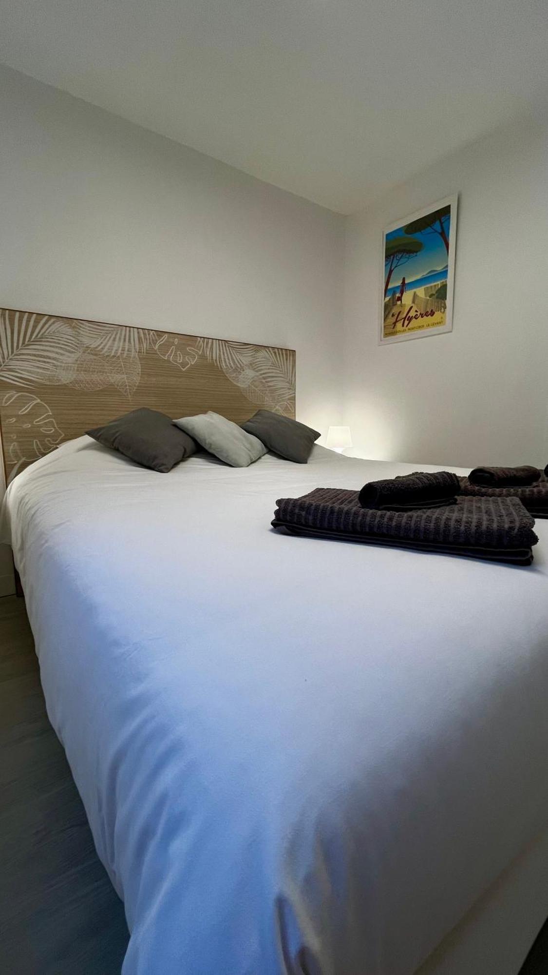 Vacances Arbanaises - Appartements Giens Hyères Extérieur photo